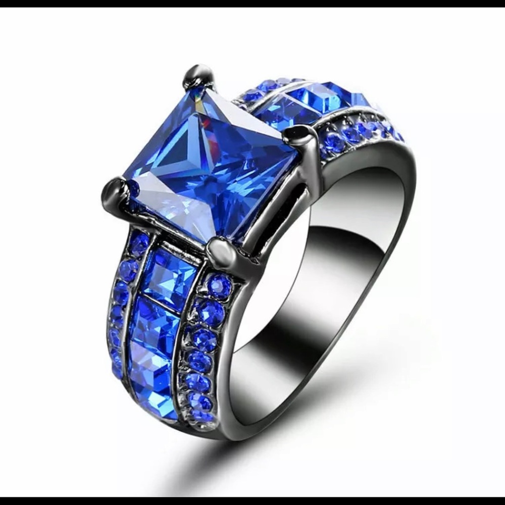 Blue Sapphire & Black Gold Ring